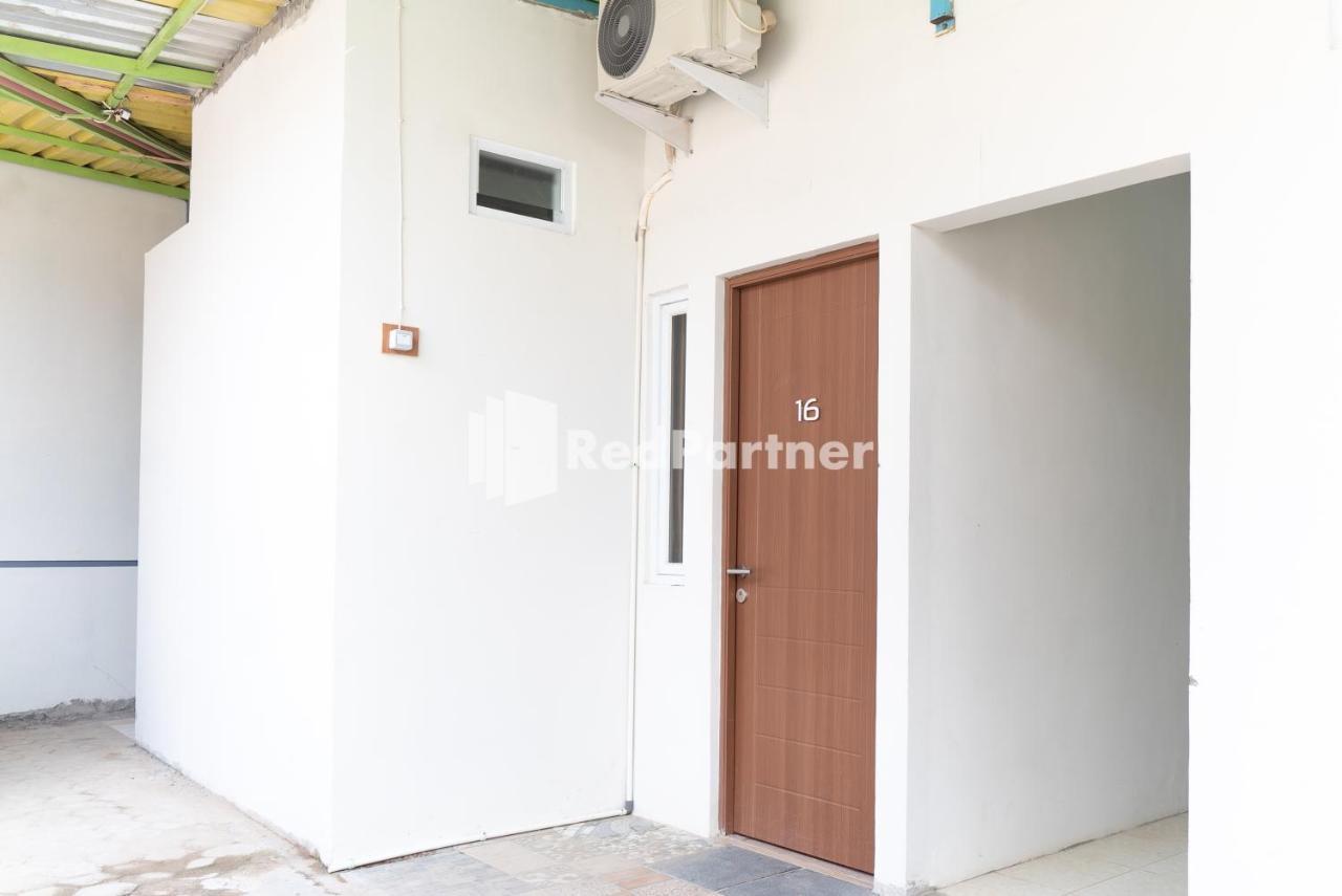 Wisma Narada 2 Lampung Mitra Reddoorz Bandar Lampung Exterior photo