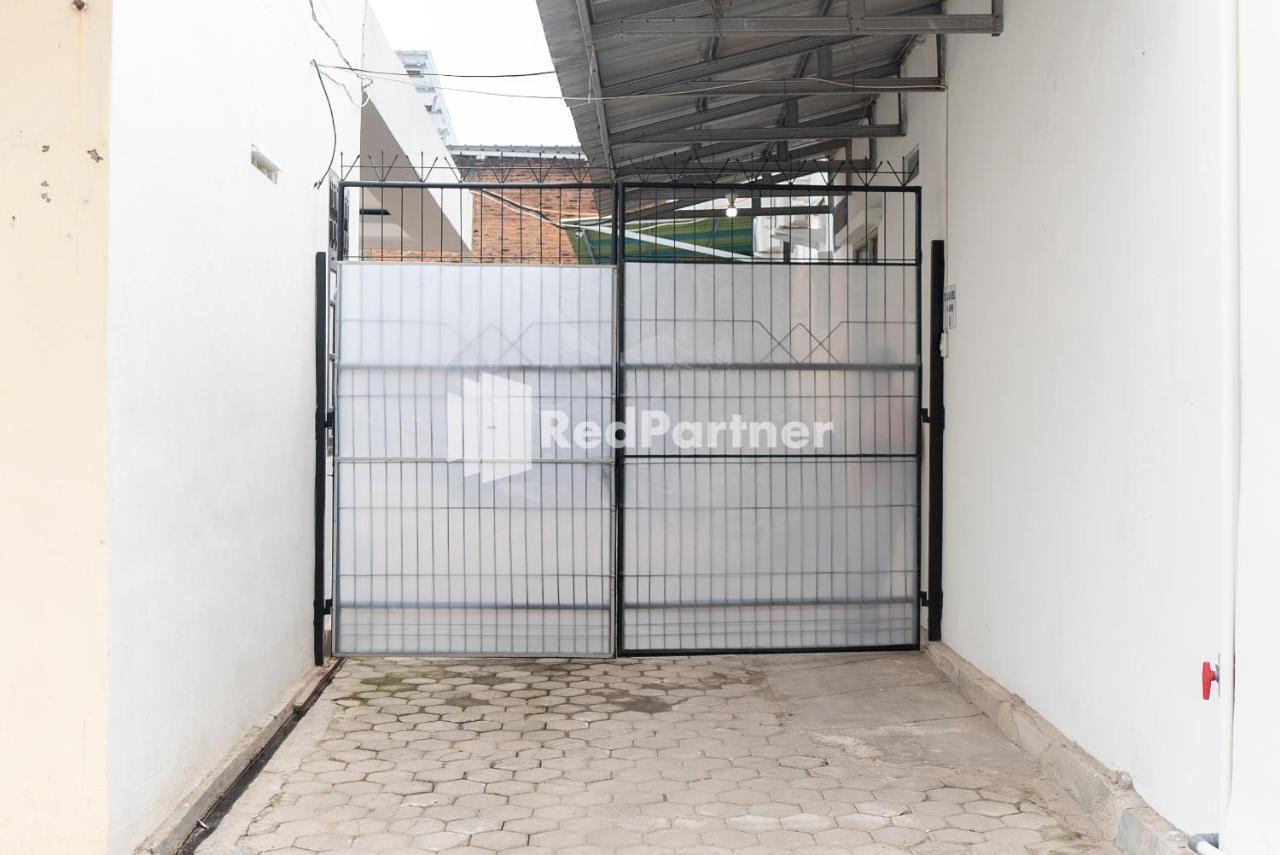 Wisma Narada 2 Lampung Mitra Reddoorz Bandar Lampung Exterior photo